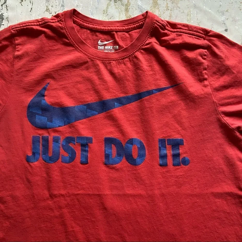 The Nike Tee Just Do It Nike Swoosh Tee Shirt